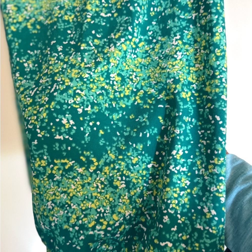 Athleta Workout Top - Picture 2 of 4